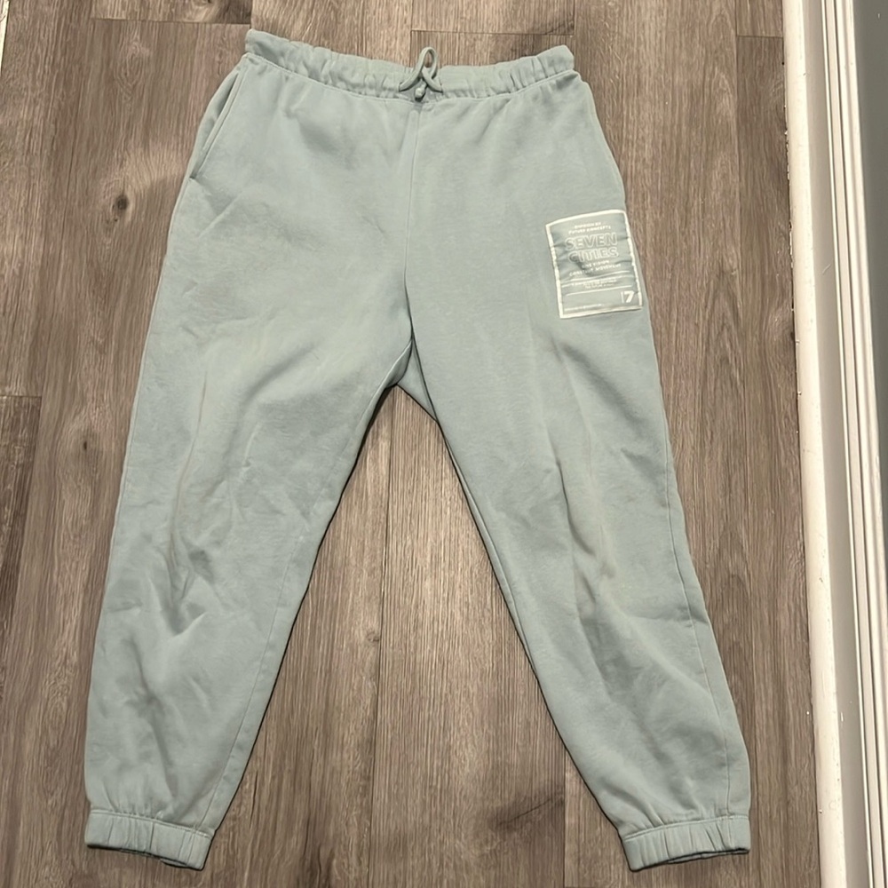 Aqua Sweats